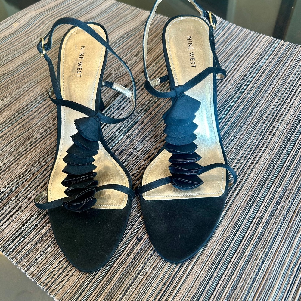 *NEW Nine West Black Satin Sandals with Ruffle on Top of Foot and Ankle Strap 10